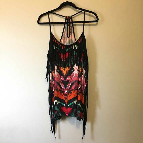 Arizona Bohemian Fusion Tassel Hemmed Tank - Picture 2 of 15